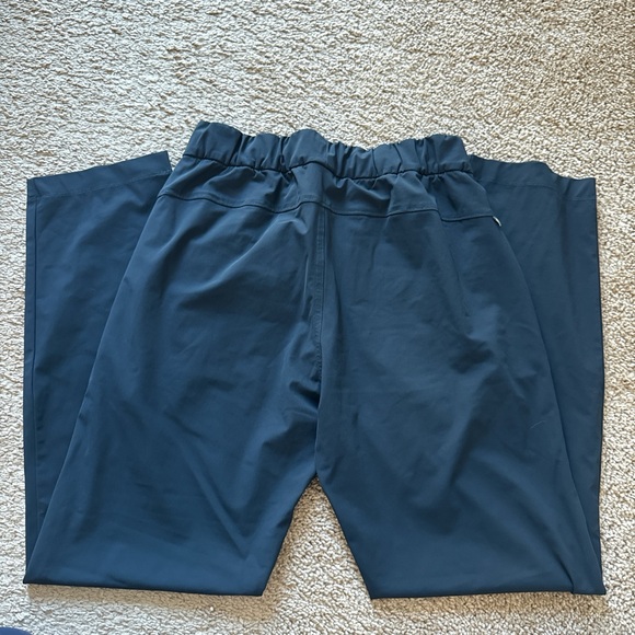Vuori Miles Ankle Pant - Picture 4 of 5